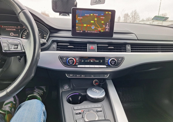 Audi A4 cena 69999 przebieg: 296500, rok produkcji 2016 z Rzgów małe 352
